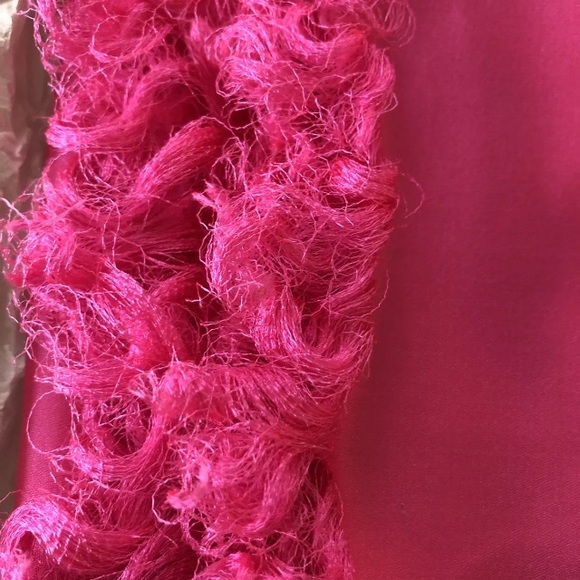 Vintage BONWIT TELLER Solid Bubblegum PINK Muff - Picture 3 of 14